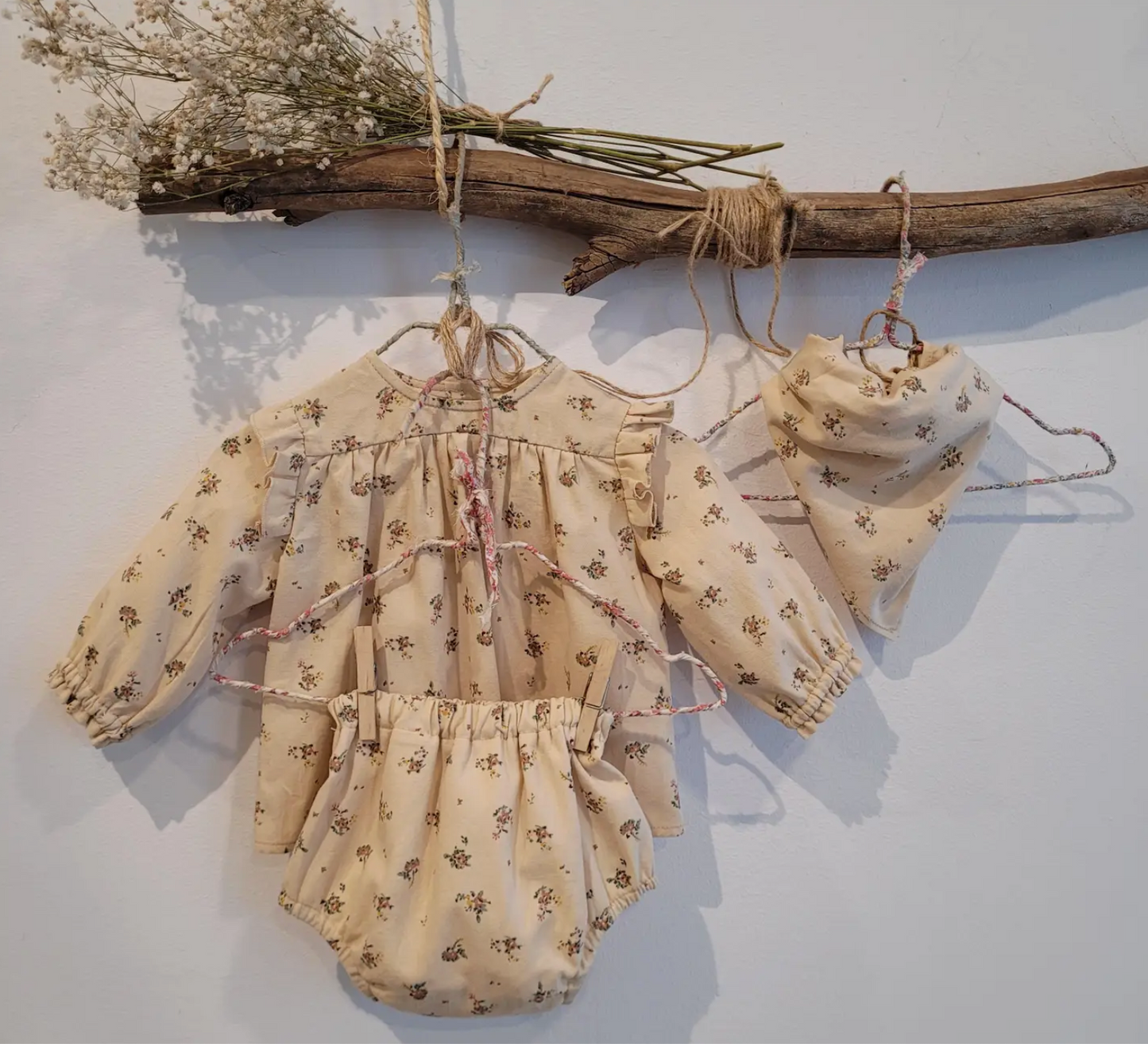 MIA Y LIA - FLORAL BLOUSE & BLOOMER