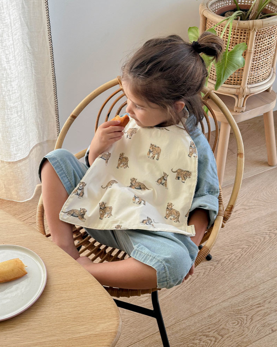 Large Bib - Tiger