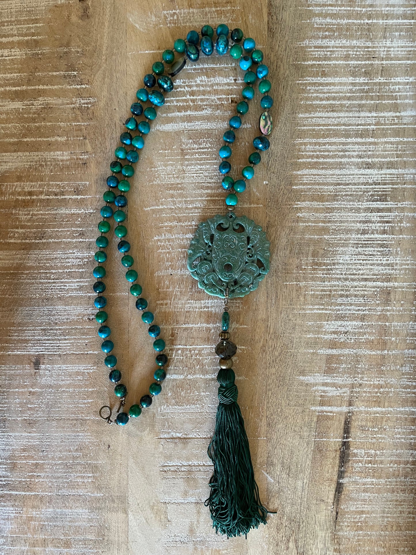 Vintage Jade pendant necklace -Green