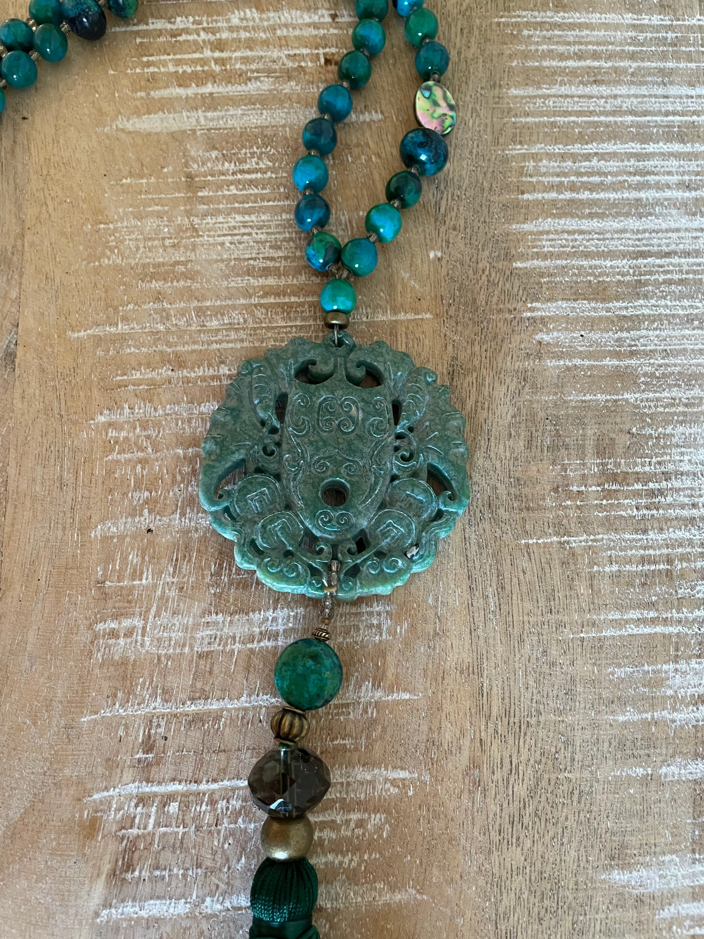 Vintage Jade pendant necklace -Green