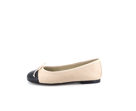 Menina Step - Chester Beige with Leather Black Toe