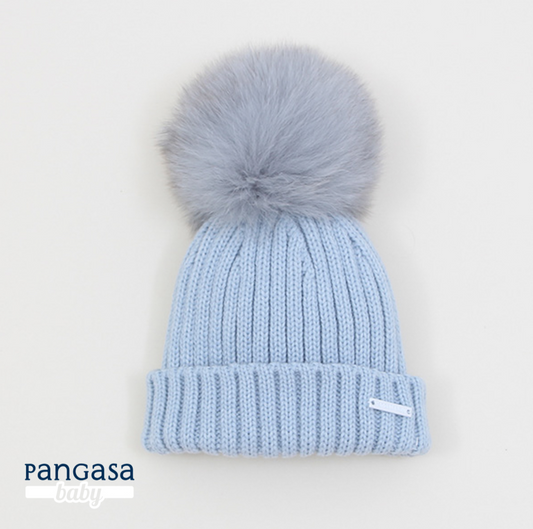 Pangasa - Luxurious Knit Hat with Fur Pompom