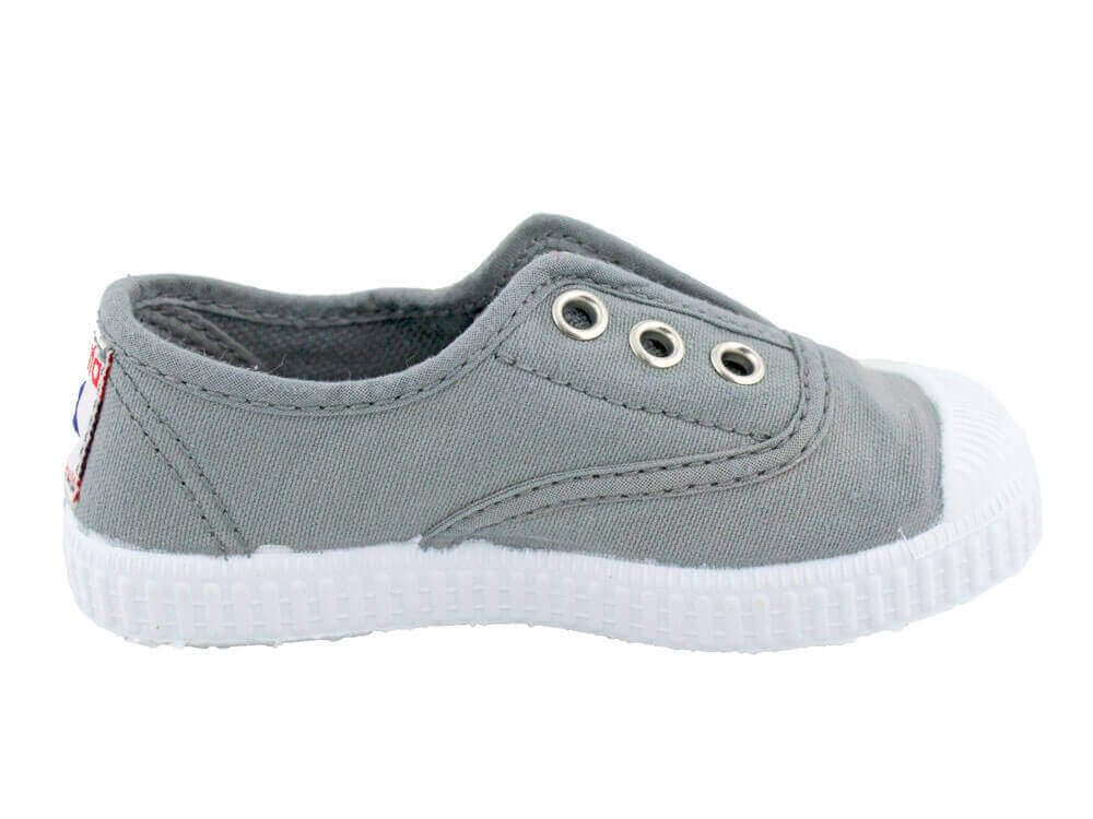 Cienta - Canvas Elastic Slip on Sneakers